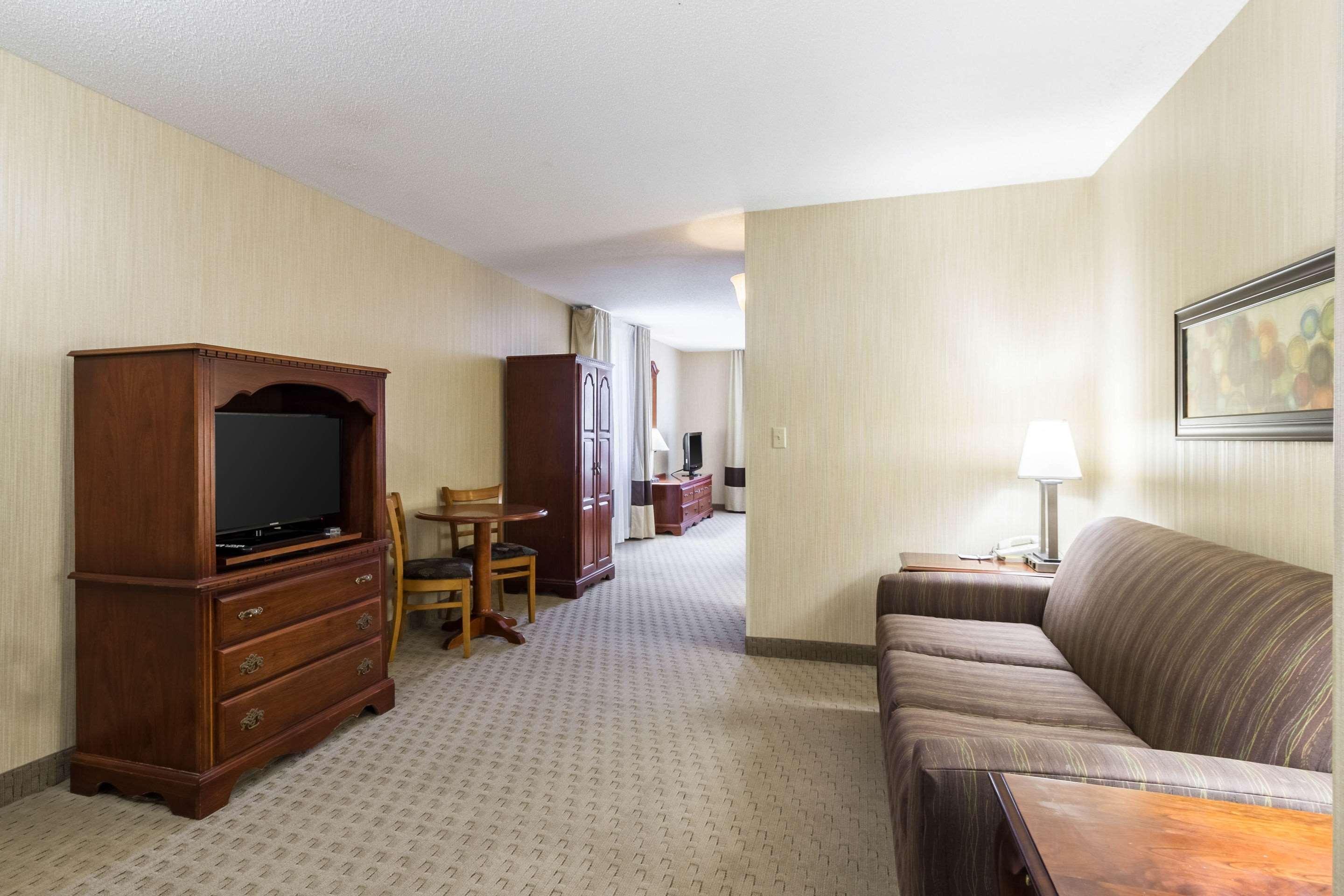 Quality Inn Marshall Mn Near University Exterior photo